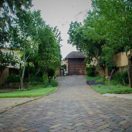 The Rivonia River Lodge Johannesburgo Exterior foto